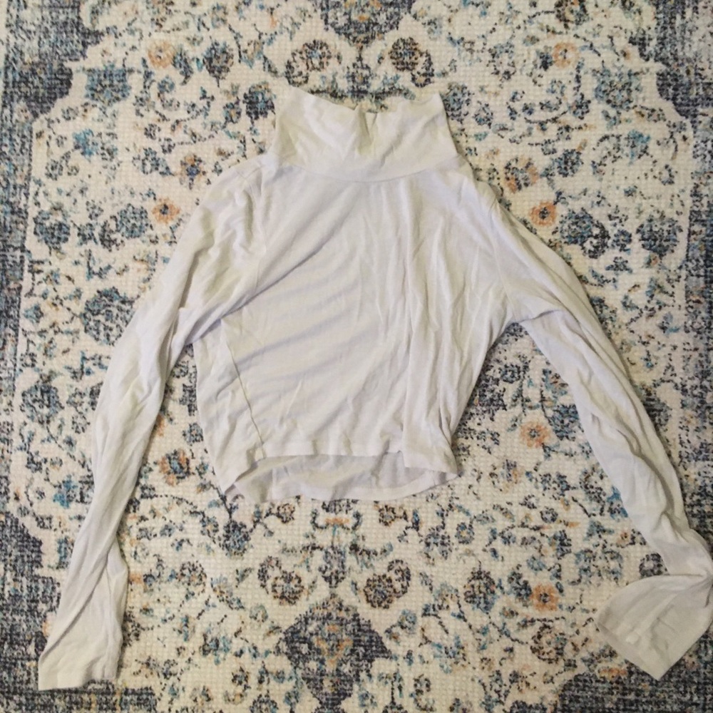Tobi white long sleeve turtleneck crop